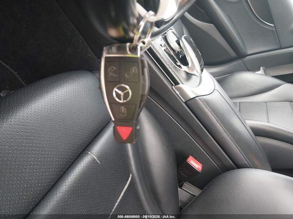 2016 MERCEDES-BENZ C 300