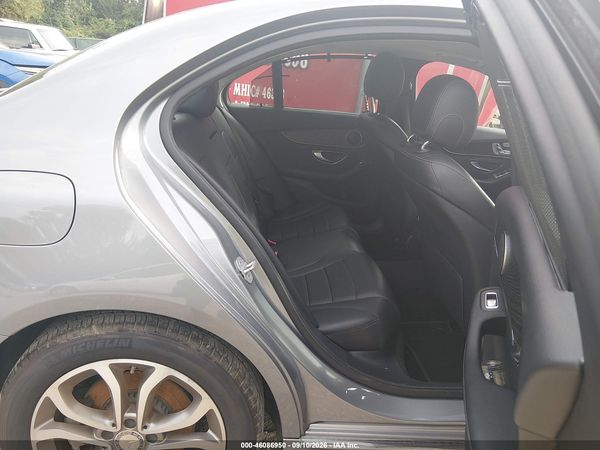 2016 MERCEDES-BENZ C 300