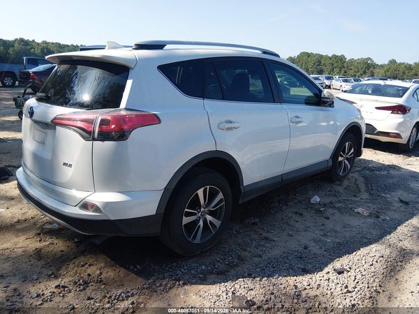 2016 TOYOTA RAV4 XLE — I4