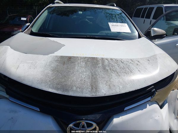 2016 TOYOTA RAV4 XLE — I10