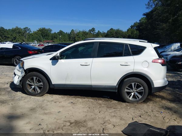 2016 TOYOTA RAV4 XLE — I117