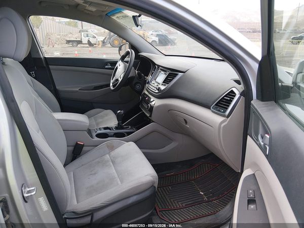 2017 HYUNDAI TUCSON SE — I5