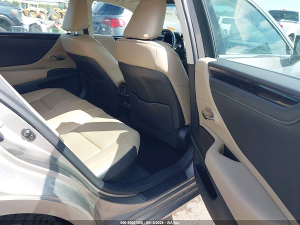 2020 LEXUS ES 300H 300h Premium — I8