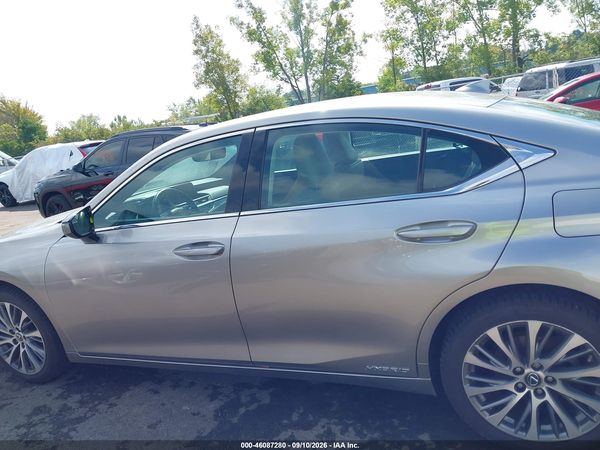 2020 LEXUS ES 300H 300h Premium — I117