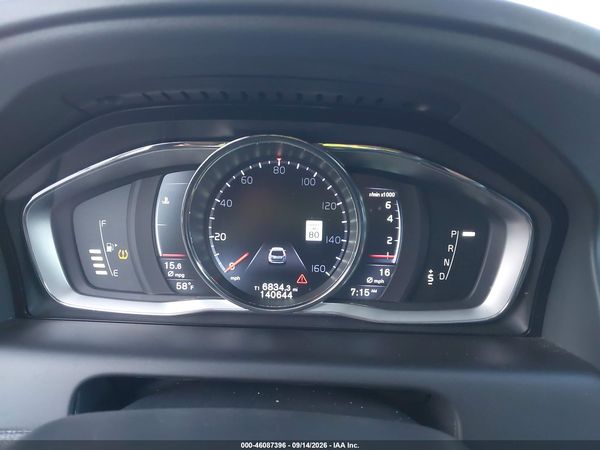 2016 VOLVO XC60 T6 DRIVE-E PLATINUM — I7