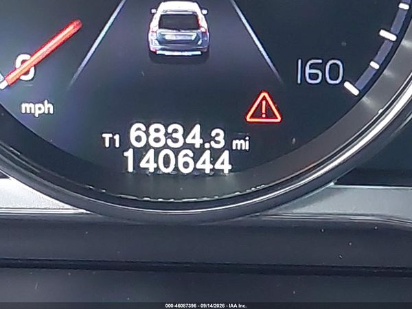2016 VOLVO XC60 T6 DRIVE-E PLATINUM — I118