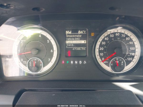 2017 RAM 1500 TRADESMAN  4X4 8' BOX — I7