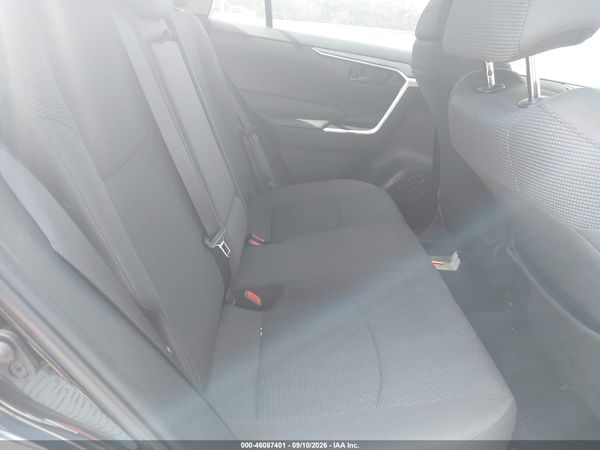 2025 TOYOTA RAV4 LE — I8