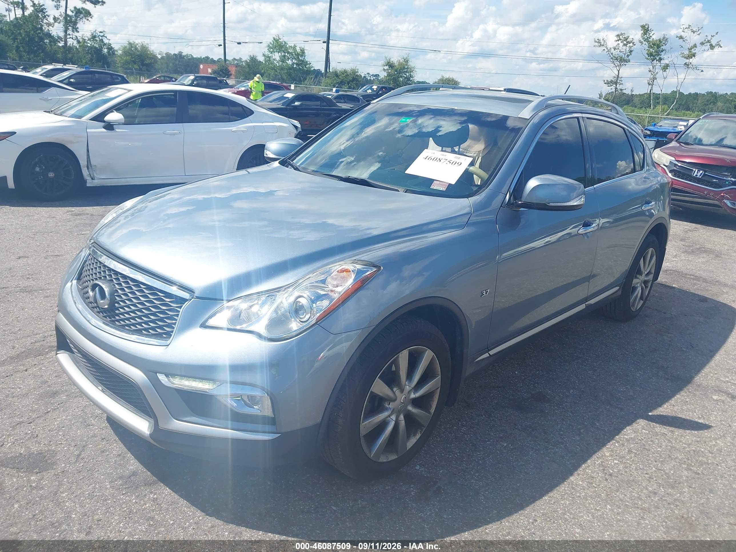 2017 INFINITI QX50 — I2