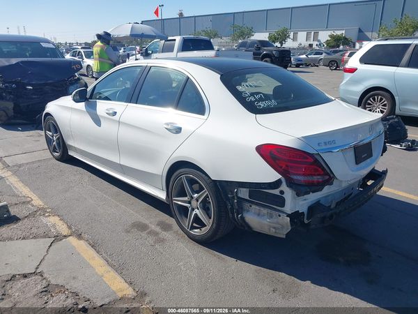 2016 MERCEDES-BENZ C 300 SPORT — I3