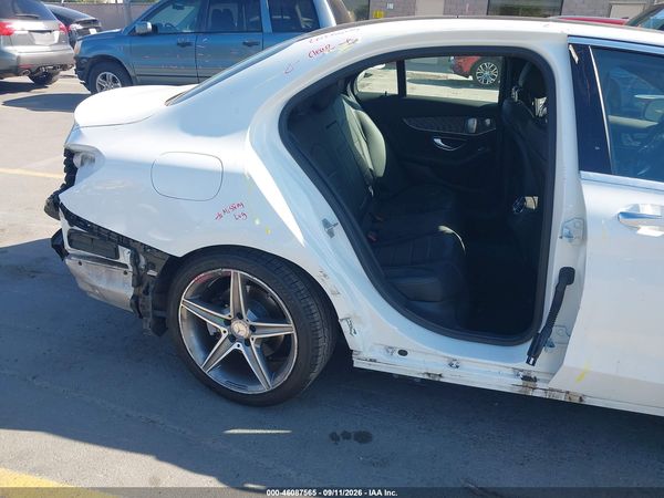 2016 MERCEDES-BENZ C 300 SPORT — I6