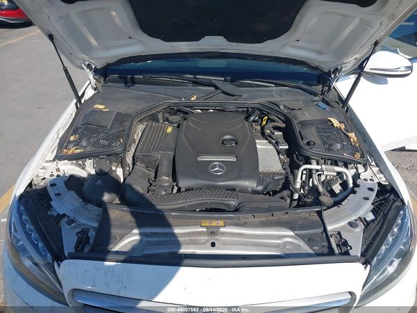 2016 MERCEDES-BENZ C 300 SPORT — I10