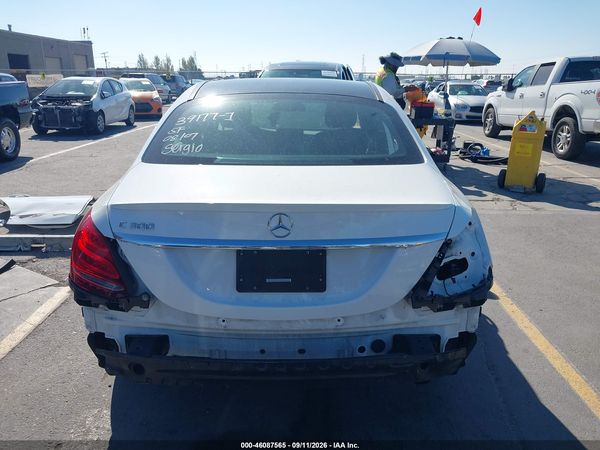 2016 MERCEDES-BENZ C 300 SPORT — I119