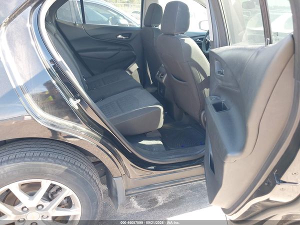 2022 CHEVROLET EQUINOX FWD LT — I8