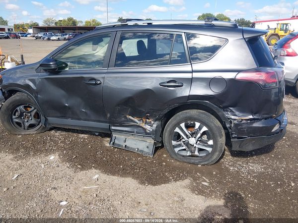 2017 TOYOTA RAV4 LE — I117