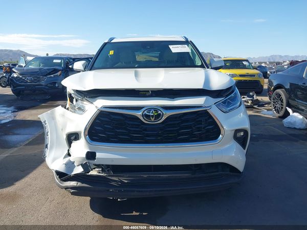 2021 TOYOTA HIGHLANDER LIMITED — I115