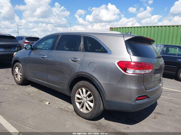 2017 KIA SORENTO 2.4L LX — I3