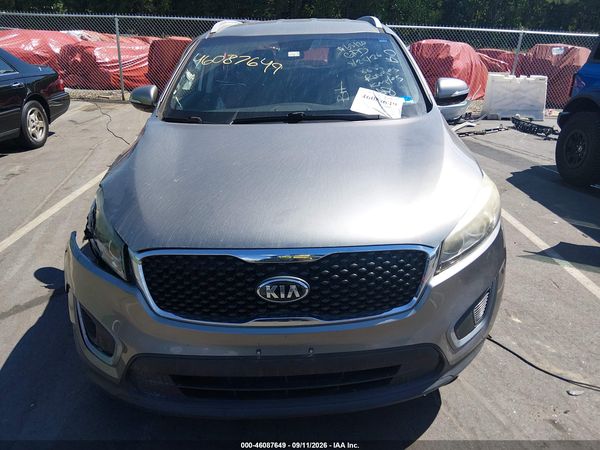 2017 KIA SORENTO 2.4L LX — I115