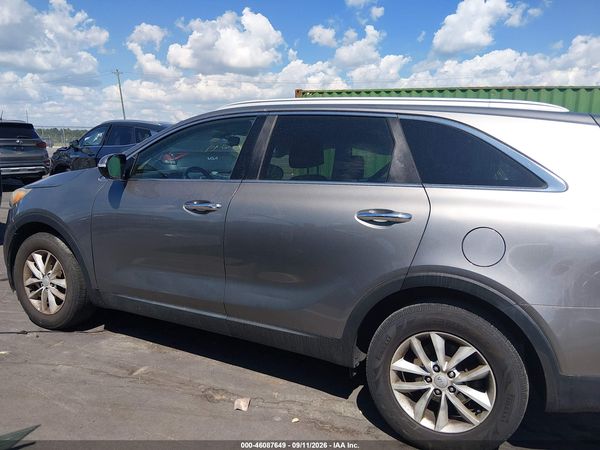 2017 KIA SORENTO 2.4L LX — I117