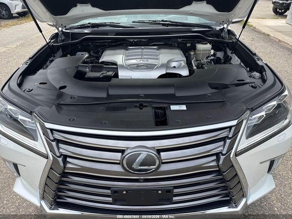 2016 LEXUS LX 570