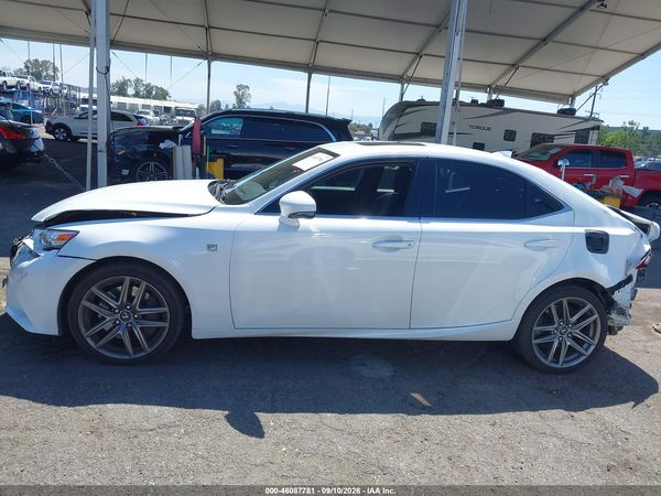 2016 LEXUS IS 350 — I117