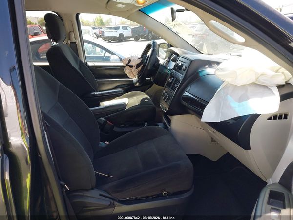 2016 DODGE GRAND CARAVAN SXT — I5