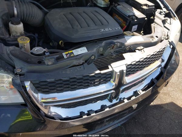2016 DODGE GRAND CARAVAN SXT — I6