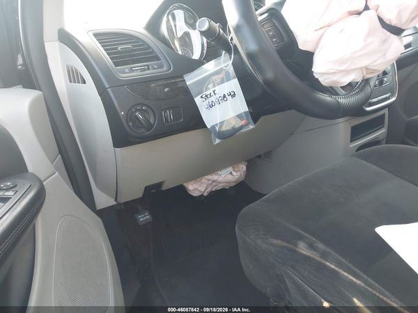 2016 DODGE GRAND CARAVAN SXT — I156