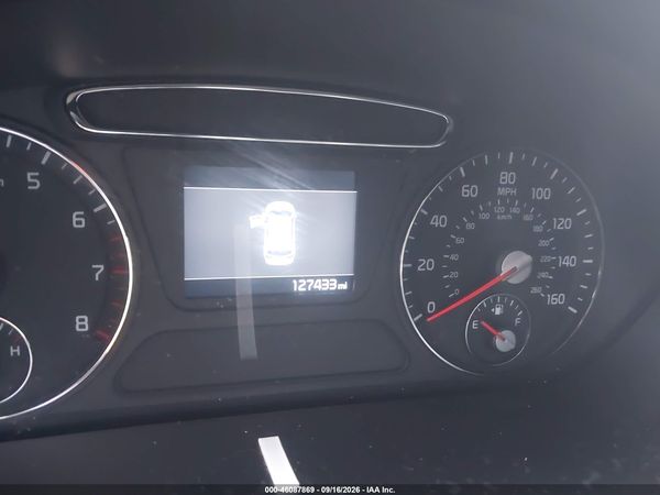 2019 KIA SORENTO 2.4L LX — I7