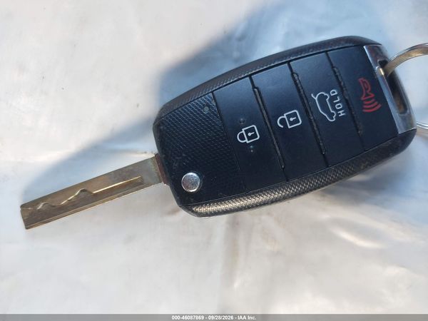 2019 KIA SORENTO 2.4L LX — I11