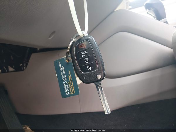 2017 HYUNDAI TUCSON SE — I11