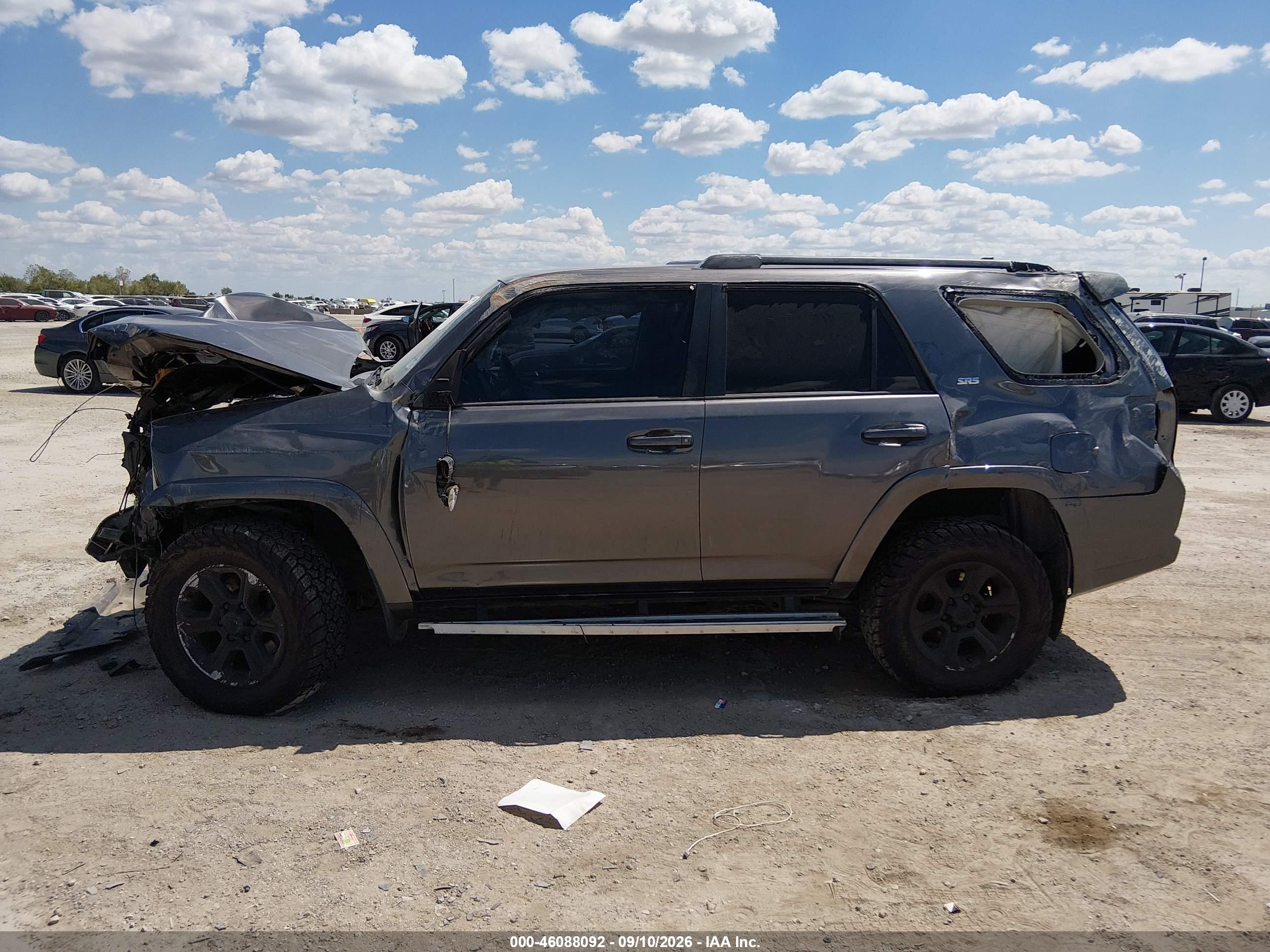2017 TOYOTA 4RUNNER SR5
