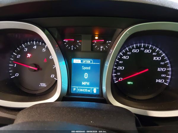 2016 CHEVROLET EQUINOX LT — I7
