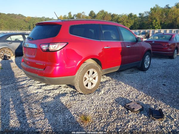 2014 CHEVROLET TRAVERSE LT — I4
