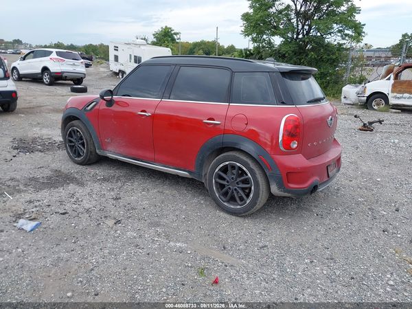 2015 MINI COUNTRYMAN COOPER S — I3
