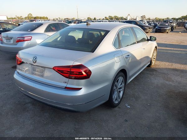 2018 VOLKSWAGEN PASSAT 2.0T SE — I4