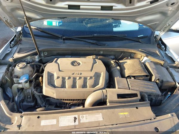 2018 VOLKSWAGEN PASSAT 2.0T SE — I10