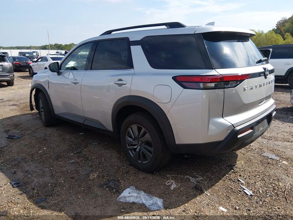 2025 NISSAN PATHFINDER SV FWD — I3