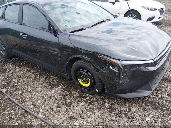 2025 KIA K4 LXS — I6