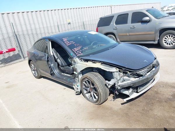 2022 TESLA MODEL 3 — I1