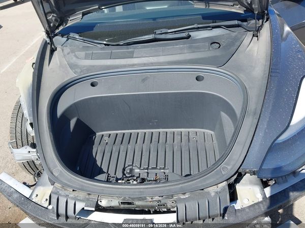 2022 TESLA MODEL 3 — I10