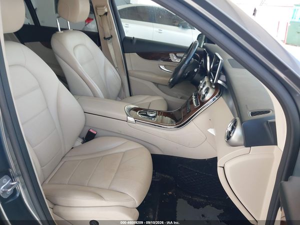2018 MERCEDES-BENZ GLC 300 GLC300 — I5