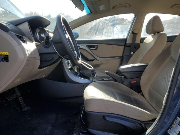 2015 HYUNDAI ELANTRA GLS(Middle) — DENT