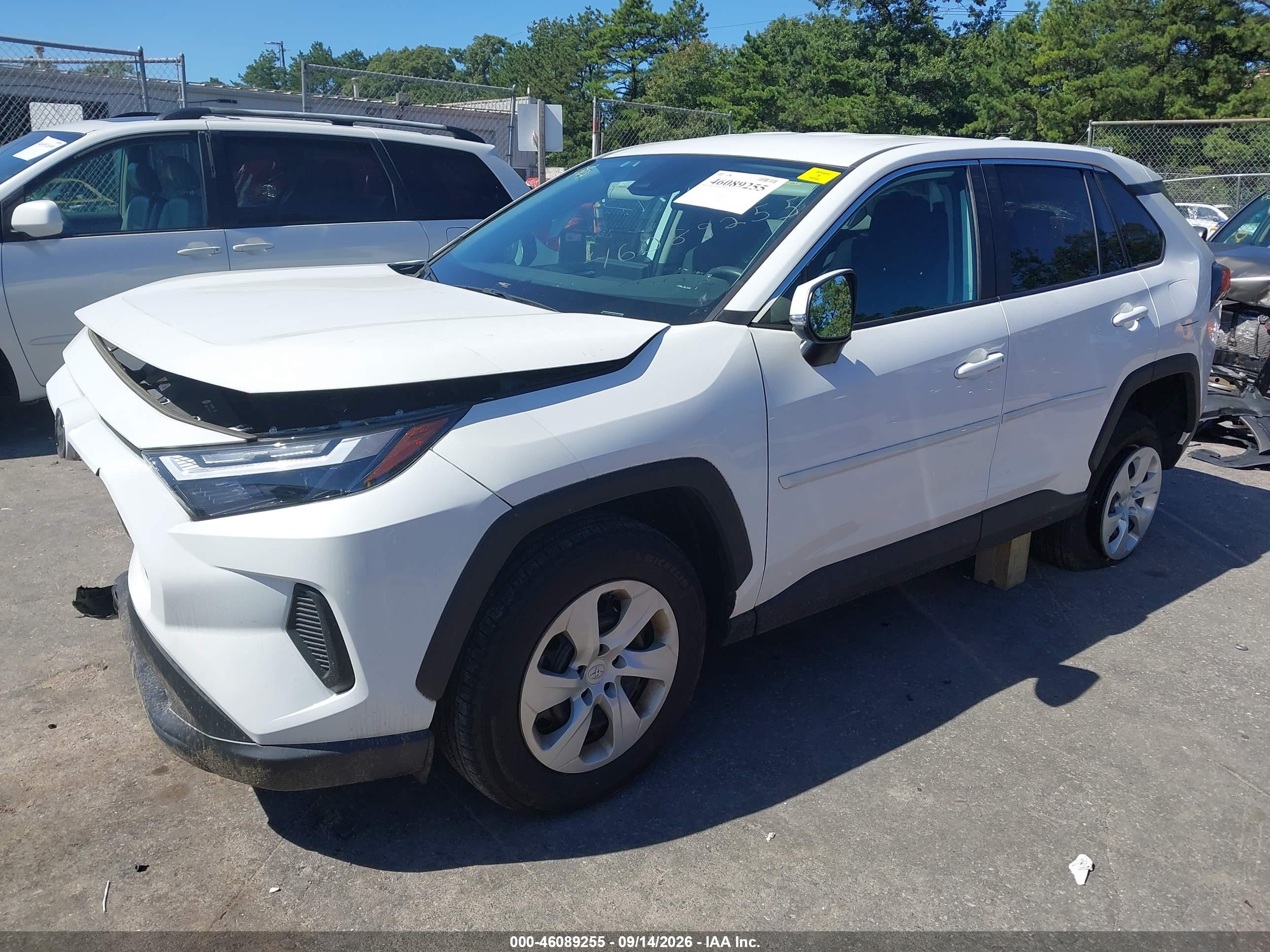 2024 TOYOTA RAV4 LE — I2