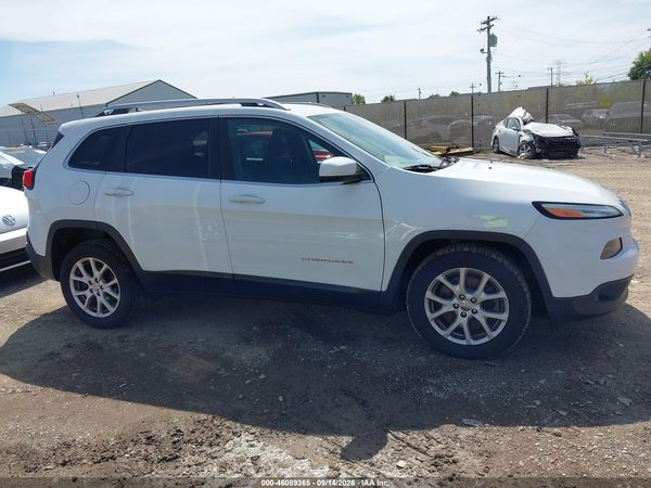 2017 JEEP CHEROKEE LATITUDE FWD — I116