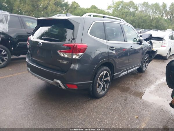2022 SUBARU FORESTER TOURING — I4