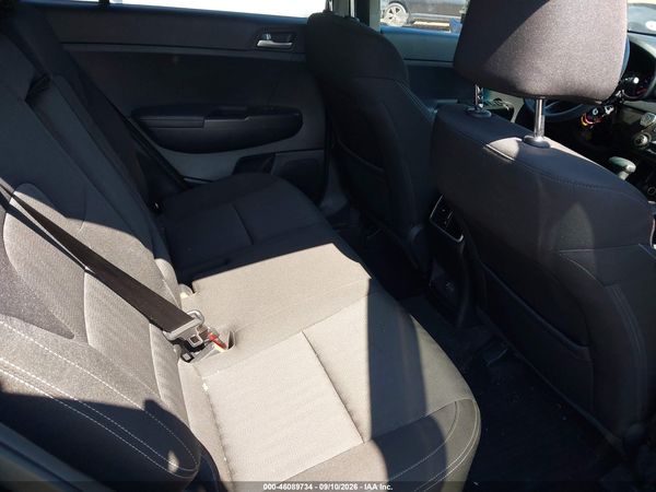 2017 KIA SPORTAGE LX — I8
