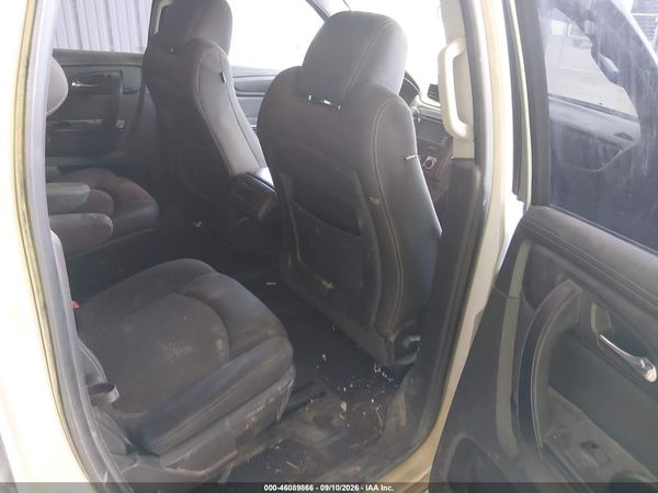 2014 CHEVROLET TRAVERSE 2LT — I8