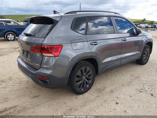 2022 VOLKSWAGEN TAOS 1.5T S — I4
