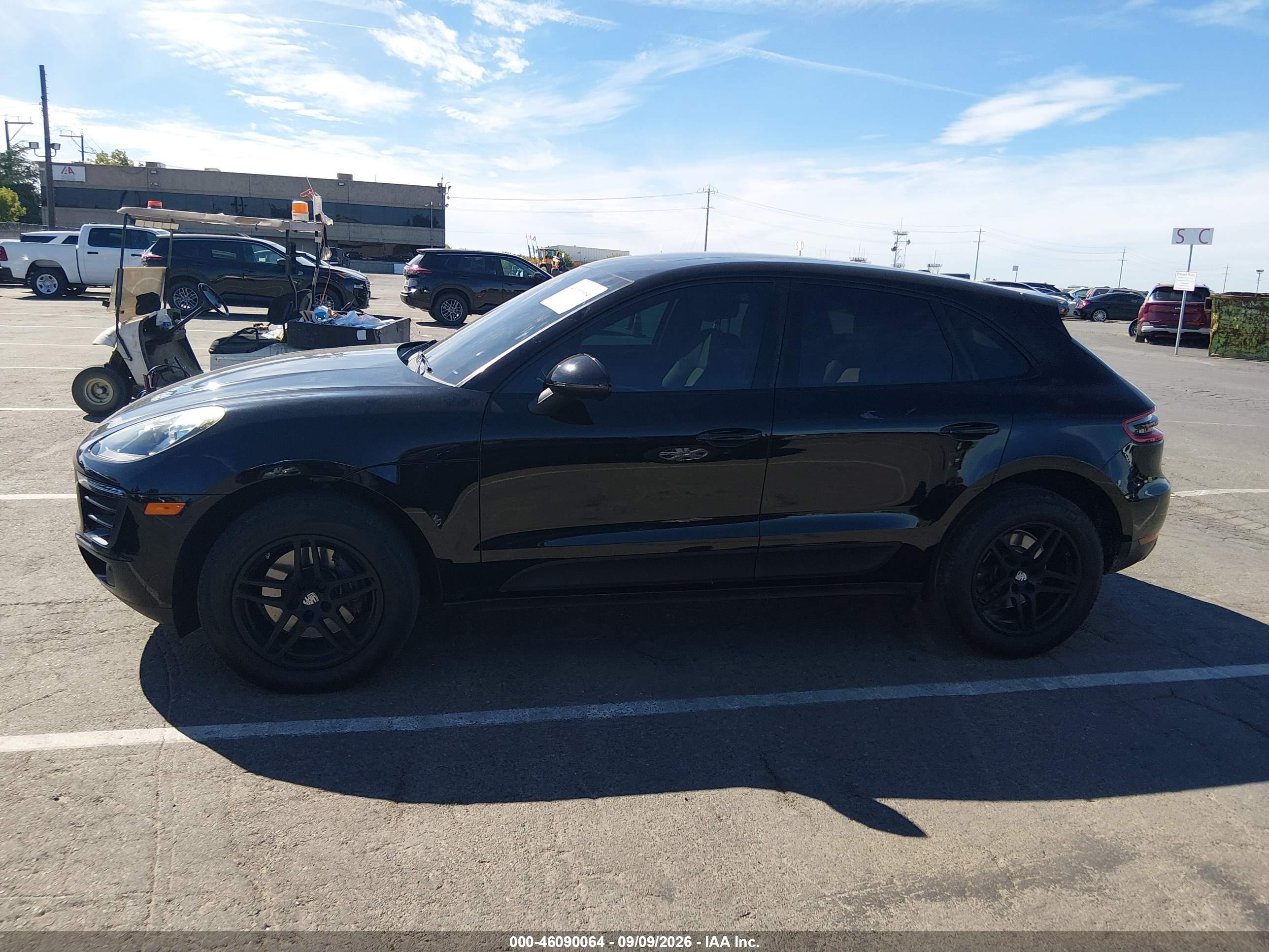 2018 PORSCHE MACAN